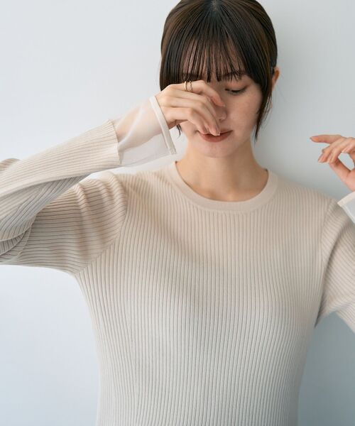 YECCA VECCA（イェッカヴェッカ）の「袖口シアーリブニット（ニット/セーター・レディース・ベージュ/ライトグリーン/ライトベージュ/ブラック・FREE）」の8枚目の写真