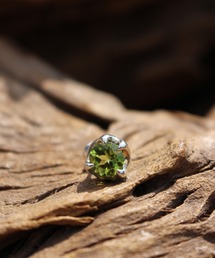 BEYOND COOL（ビヨンクール）の「「BloodyMary/ブラッディマリー」ナットピアス -木の実-　天然石　一粒ピアス（ピアス（片耳用））」