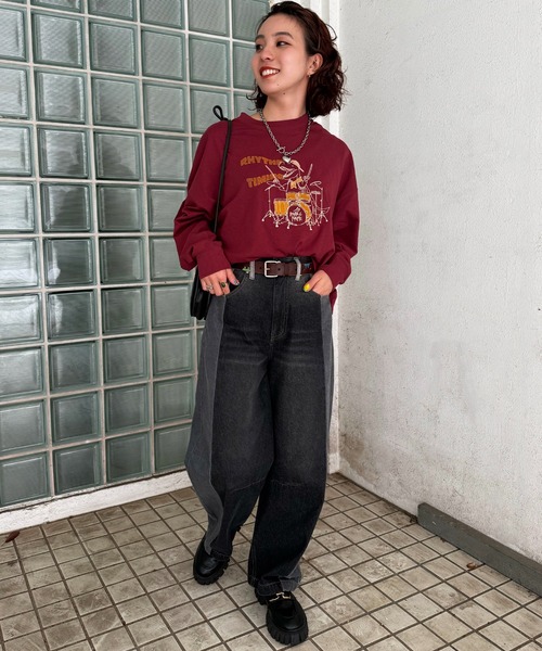 DOUBLE NAME（ダブルネーム）の「バンドを組みたい恐竜刺しゅうロンTEE（Tシャツ/カットソー・レディース・レッド/ブラック/オフホワイト/ネイビー・FREE）」の10枚目の写真