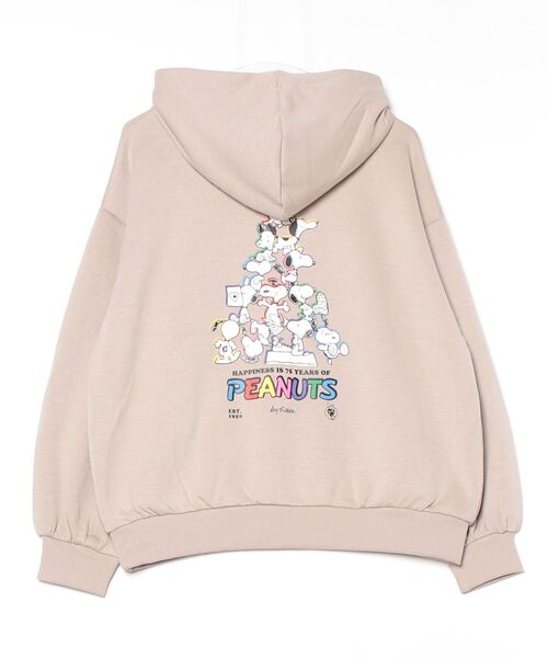 PEANUTS（ピーナッツ）の「ピーナッツ  スウェットパーカー SNOOPY PEANUT75周年（パーカー・レディース・ライトグレー/ベージュ・M/L）」の3枚目の写真
