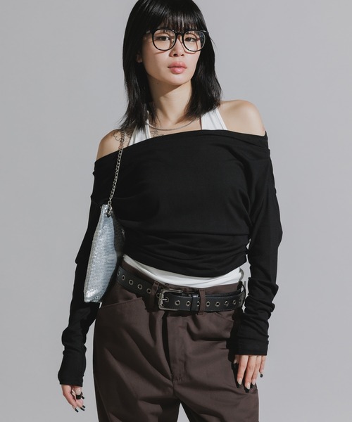 Chick（チック）の「Faux Layered Off-Shoulder Tops / フェイクレイヤード  オフショルダートップス（Tシャツ/カットソー・レディース・ブラック/ブラウン/グレー・FREE）」の6枚目の写真