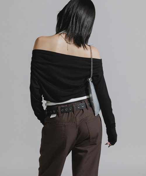 Chick（チック）の「Faux Layered Off-Shoulder Tops / フェイクレイヤード  オフショルダートップス（Tシャツ/カットソー・レディース・ブラック/ブラウン/グレー・FREE）」の8枚目の写真