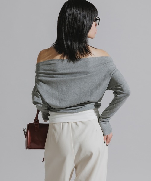 Chick（チック）の「Faux Layered Off-Shoulder Tops / フェイクレイヤード  オフショルダートップス（Tシャツ/カットソー・レディース・ブラック/ブラウン/グレー・FREE）」の15枚目の写真
