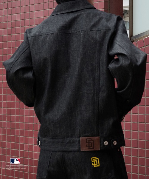 Perushu(ペルーシュ)の「Perushu × MLB コラボリジットデニムジャケット(デニムジャケット・メンズ・ブラック系その他/ブラック/ネイビー・LARGE/MEDIUM)」の16枚目の写真