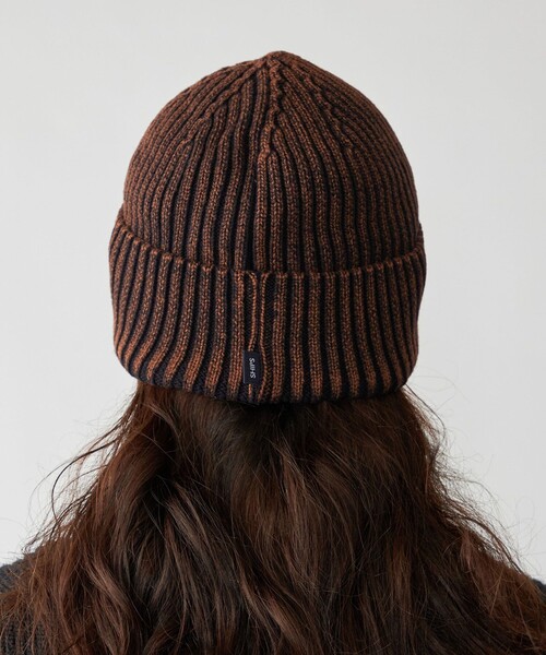 SHIPS（シップス）の「【WEB限定】SHIPS: ブリーチ オーバーフィット エンブロイダリー ワッチキャップ ニット帽（ニットキャップ/ビーニー・メンズ・ブラック/オレンジ/ネイビー・ONE SIZE）」の5枚目の写真