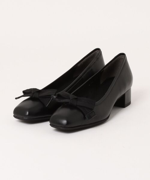 ANTEPRIMA（アンテプリマ）の「ポインテッドトゥビジューモチーフ