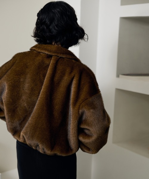 LAULEN（ローレン）の「fur zip up short blouson /スタンドカラーファージップアップショートブルゾン（ブルゾン・レディース・グレー/アイボリー/ブラウン・FREE）」の10枚目の写真