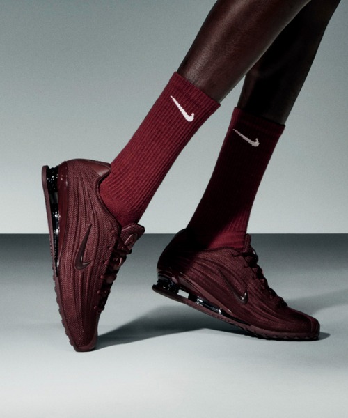 W SHOX Z HQ7540-600（スニーカー）｜NIKE（ナイキ）のファッション