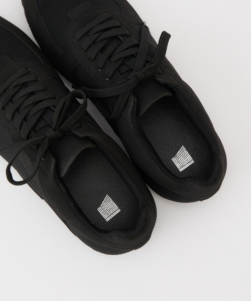 COLONY 2139（コロニートゥーワンスリーナイン）の「ナイロン×スエードスニーカー（スニーカー・レディース・ブラック・MEDIUM/LARGE）」の12枚目の写真