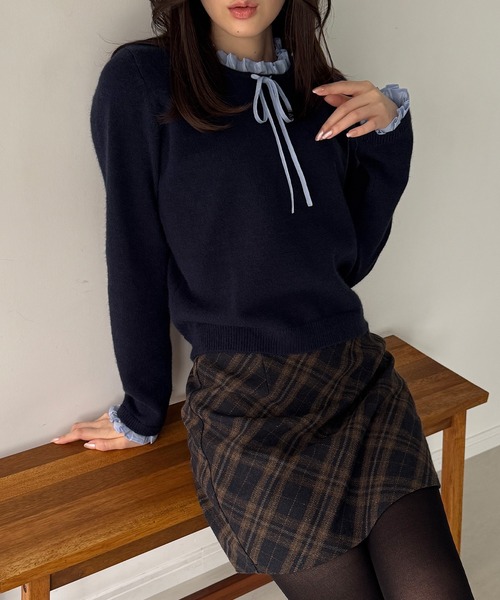 junoah(ジュノア)の「フリルレイヤードニットプルオーバー(ニット/セーター・レディース・ブラウン/ネイビー/チャコール・LARGE/MEDIUM)」の10枚目の写真