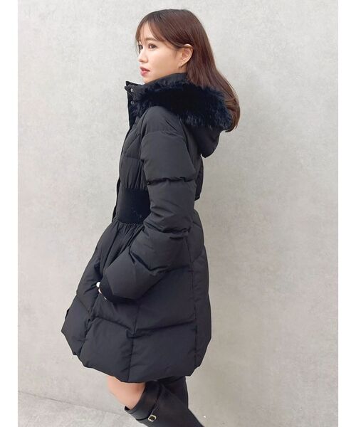 dazzlin（ダズリン）の「ウエストマークレディダウンコート（ダウンジャケット/コート・レディース・ブラック/グレー/オフホワイト・MEDIUM/SMALL）」の14枚目の写真