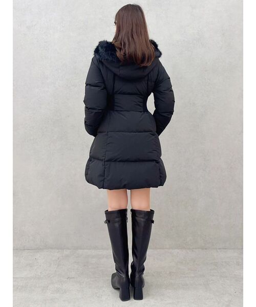 dazzlin（ダズリン）の「ウエストマークレディダウンコート（ダウンジャケット/コート・レディース・ブラック/グレー/オフホワイト・MEDIUM/SMALL）」の18枚目の写真