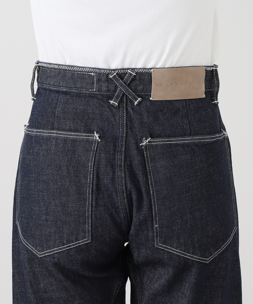 KURO(クロ)の「KURO THREE DIMENSIONAL CUTTING DENIM LAD 964228(デニムパンツ・レディース・ネイビー・28/27/26)」の11枚目の写真