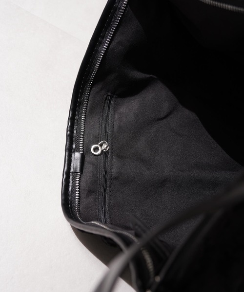 1111clothing(ワンフォークロージング)の「ワンショルダーバッグ / One-shoulder bag(ショルダーバッグ・メンズ・ブラック系1/ブラック系2・ONESIZE)」の16枚目の写真