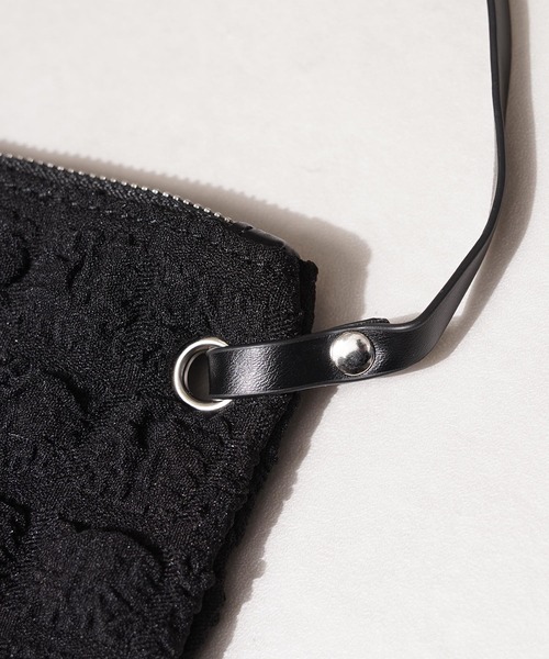 1111clothing(ワンフォークロージング)の「ワンショルダーバッグ / One-shoulder bag(ショルダーバッグ・メンズ・ブラック系1/ブラック系2・ONESIZE)」の18枚目の写真