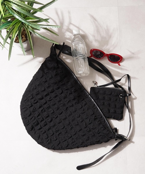 1111clothing(ワンフォークロージング)の「ワンショルダーバッグ / One-shoulder bag(ショルダーバッグ・メンズ・ブラック系1/ブラック系2・ONESIZE)」の8枚目の写真