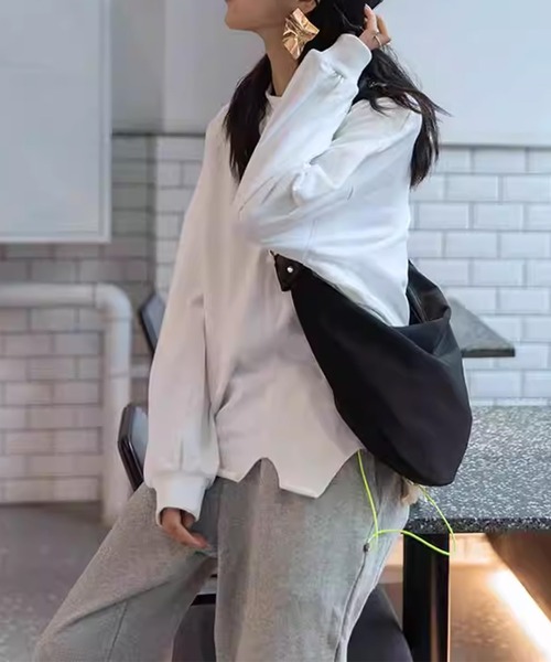 1111clothing(ワンフォークロージング)の「ワンショルダーバッグ / One-shoulder bag(ショルダーバッグ・メンズ・ブラック系1/ブラック系2・ONESIZE)」の6枚目の写真