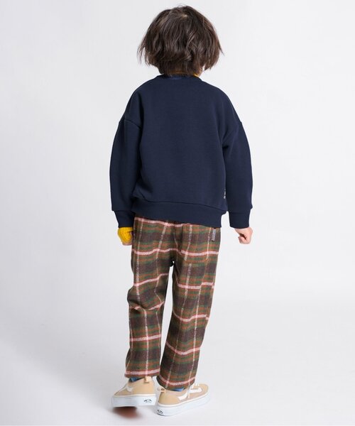 F.O.KIDS（エフオーキッズ）の「【ジュニア対応】カラバリグラフィックトレーナー（スウェット・キッズ・ブラウン/レインボー/レッド/ネイビー/パープル/イエロー/オフホワイト/ターコイズブルー/ブラック/カーキ・80/90/100/110/120/130/140）」の14枚目の写真