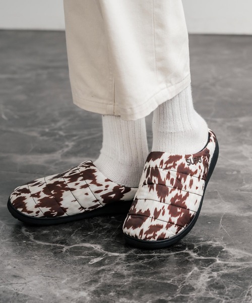 SUBU（スブ）の「SUBUスブ サンダル F-line/ワンポイントロゴ刺繍モックシューズスリッポンスリッパ（サンダル・メンズ・グレー/シルバー/カーキ/ブラウン系/ブラック/ダークブラウン/ドット/ベージュ・1/3/2）」の15枚目の写真