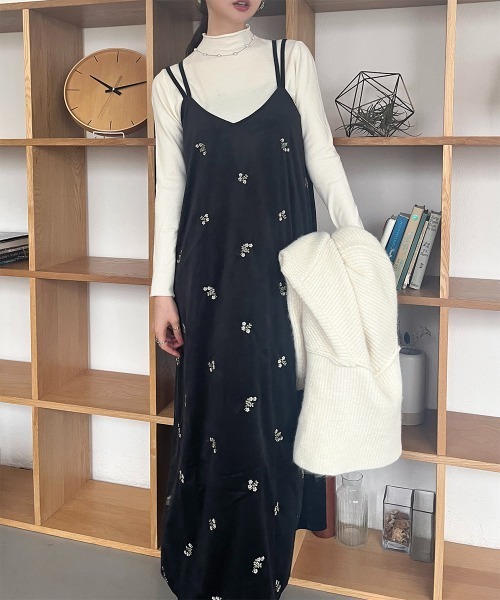 セール】フラワー柄刺繍 ベロアキャミワンピース（ワンピース