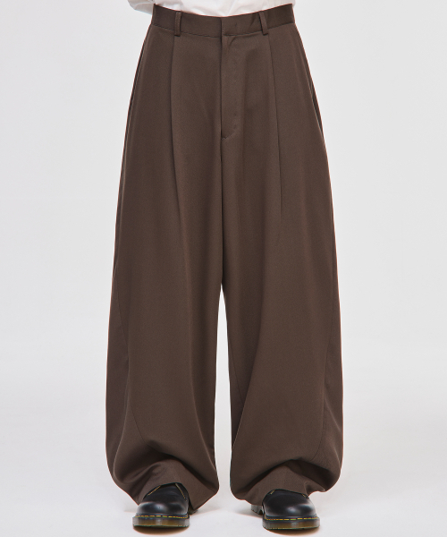 セール】ワイドツーピンタックカーブドスラックス[ブラウン