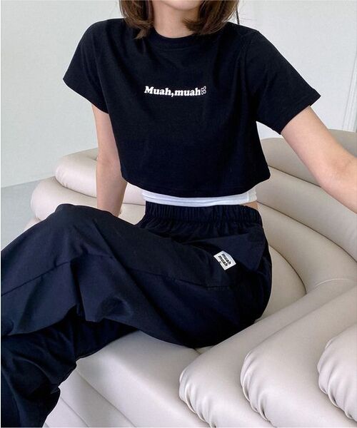 muahmuah（ムーアムーア）の「ムアロゴワイドバンディングパンツ[3カラー]（スウェットパンツ・レディース・ブラック/ベージュ/チャコール・FREE）」の4枚目の写真