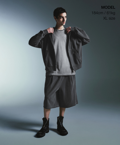 MUSINSA STANDARD（ムシンサスタンダード）の「ルナダイングリラックスドクルーネックTシャツ[ライトグレー]（Tシャツ/カットソー・メンズ・その他・SMALL/MEDIUM/LARGE/X-LARGE/XX-LARGE/XXX-LARGE）」の2枚目の写真
