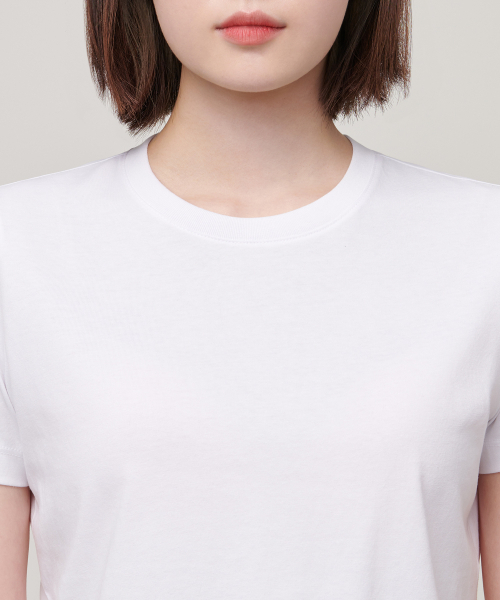 MUSINSA STANDARD WOMAN（ムシンサスタンダードウーマン）の「[クールタンダード] ウィメンズ クルーネック クロップTシャツ [ホワイト]（Tシャツ/カットソー・レディース・その他・SMALL/MEDIUM/LARGE/X-LARGE/X-SMALL）」の4枚目の写真