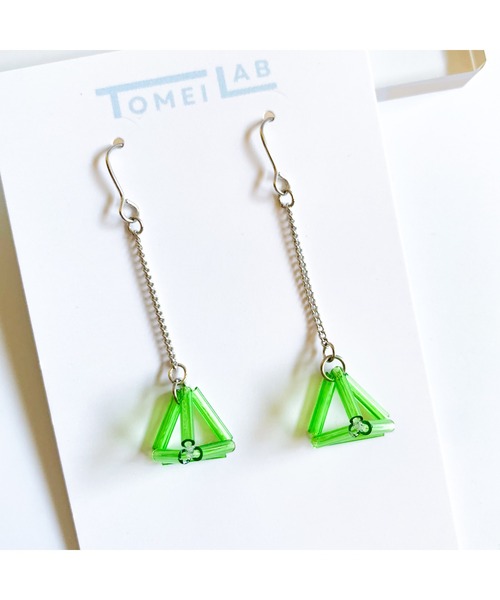 tone(トーン)の「【TOMEI LAB】ヒンメリ風 正四面体 揺れる ピアス(MA)(ピアス(両耳用)・レディース・ピンクゴールド/ライトブルー/ライトグリーン・FREE)」の3枚目の写真