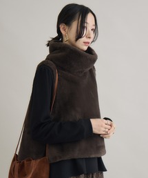 Paradise Picnic（パラダイスピクニック）の「CYAN バックオーバーハイネックファーベスト（ベスト）」