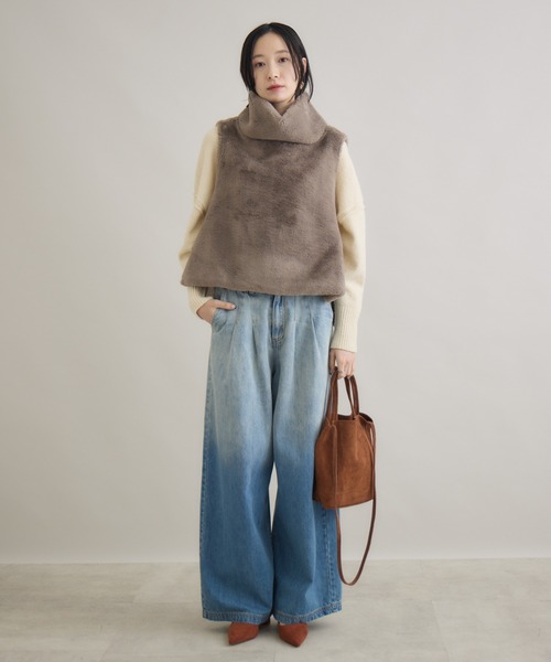 Paradise Picnic（パラダイスピクニック）の「CYAN バックオーバーハイネックファーベスト（ベスト・レディース・モカ/グレイッシュベージュ/ブラック・FREE）」の4枚目の写真