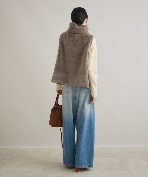 Paradise Picnic（パラダイスピクニック）の「CYAN バックオーバーハイネックファーベスト（ベスト・レディース・モカ/グレイッシュベージュ/ブラック・FREE）」の6枚目の写真