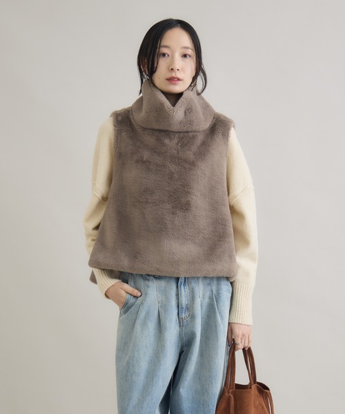 Paradise Picnic（パラダイスピクニック）の「CYAN バックオーバーハイネックファーベスト（ベスト・レディース・モカ/グレイッシュベージュ/ブラック・FREE）」の7枚目の写真