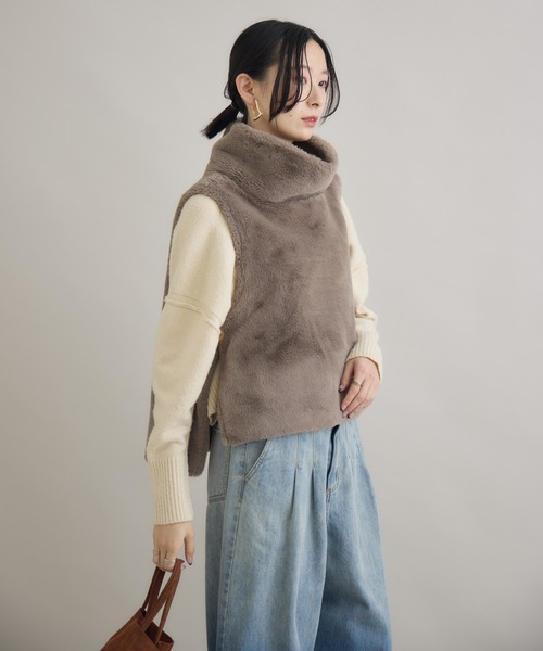 Paradise Picnic（パラダイスピクニック）の「CYAN バックオーバーハイネックファーベスト（ベスト・レディース・モカ/グレイッシュベージュ/ブラック・FREE）」の9枚目の写真