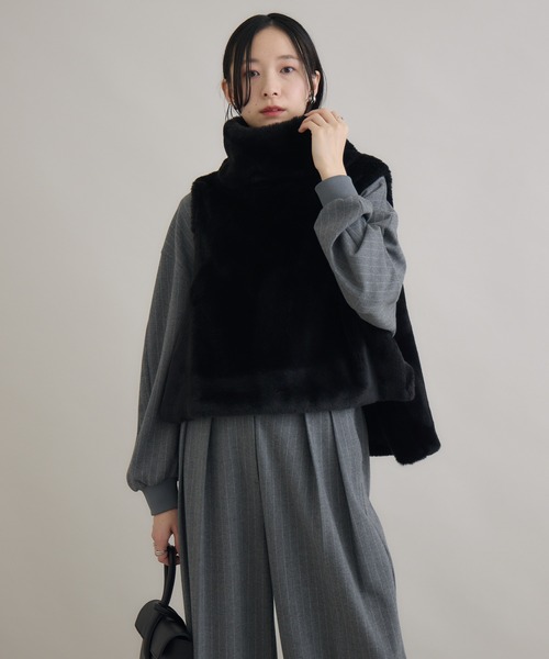 Paradise Picnic（パラダイスピクニック）の「CYAN バックオーバーハイネックファーベスト（ベスト・レディース・モカ/グレイッシュベージュ/ブラック・FREE）」の15枚目の写真