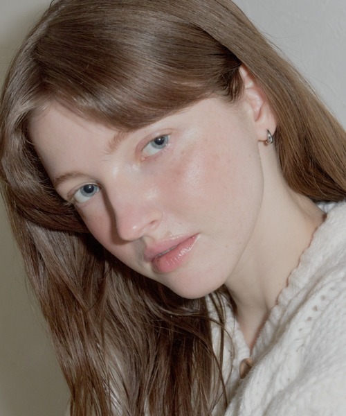 GIUNON(ジウノン)の「tiny drop hoop pierce / タイニードロップフープピアス(ピアス(両耳用)・レディース・シルバー/ゴールド・FREE)」の6枚目の写真