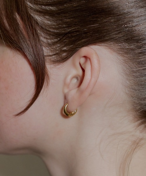 GIUNON(ジウノン)の「tiny drop hoop pierce / タイニードロップフープピアス(ピアス(両耳用)・レディース・シルバー/ゴールド・FREE)」の18枚目の写真