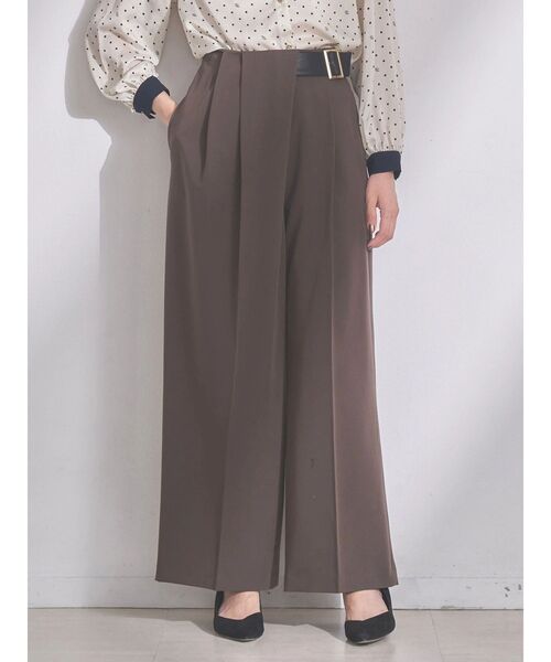 TONAL（トーナル）の「アシメベルトタックパンツ（その他パンツ・レディース・ベージュ/ブラウン/グレー・SMALL/MEDIUM）」の3枚目の写真