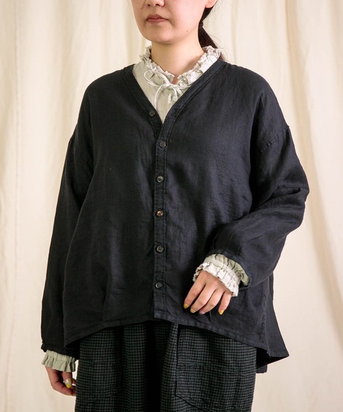 Brocante（ブロカント）の「[Brocante / ブロカント] リネンキャンバス カルディガンシャツ（シャツ/ブラウス・レディース・ベージュ/ラベンダー/ライトグレー/ホワイト/ブラック・2）」の3枚目の写真