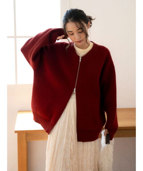 Ungrid(アングリッド)の「アンゴラ混ジップニットカーデ(カーディガン/ボレロ・レディース・レッド/ライトグレー/オフホワイト・FREE)」の4枚目の写真