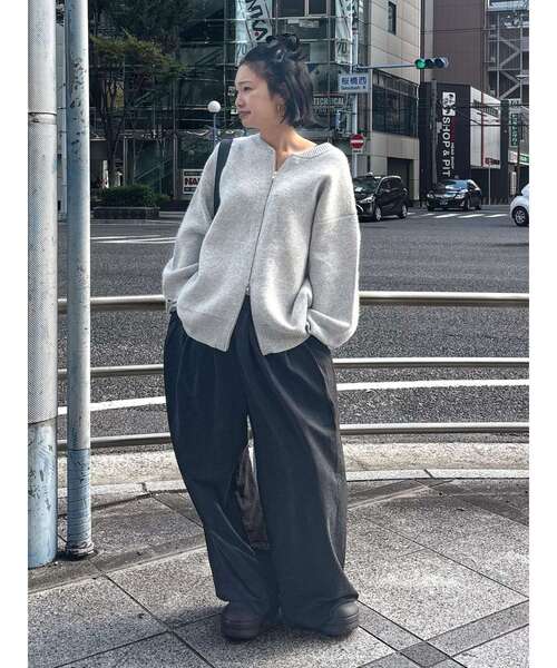 Ungrid(アングリッド)の「アンゴラ混ジップニットカーデ(カーディガン/ボレロ・レディース・レッド/ライトグレー/オフホワイト・FREE)」の18枚目の写真