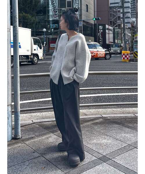 Ungrid(アングリッド)の「アンゴラ混ジップニットカーデ(カーディガン/ボレロ・レディース・レッド/ライトグレー/オフホワイト・FREE)」の19枚目の写真