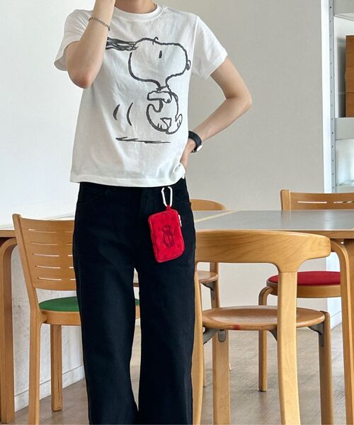LADY VOLUME(レディーボリューム)の「ムーブスヌーピーTシャツ(アイボリー)(Tシャツ/カットソー・レディース・その他・SMALL/MEDIUM)」の4枚目の写真