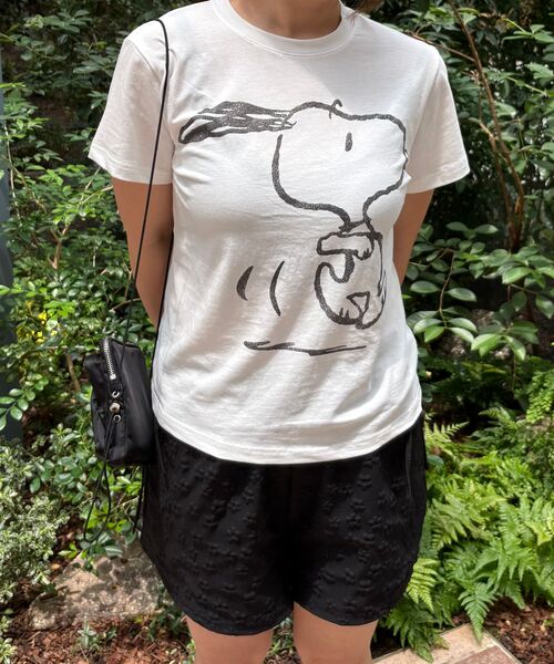 LADY VOLUME(レディーボリューム)の「ムーブスヌーピーTシャツ(アイボリー)(Tシャツ/カットソー・レディース・その他・SMALL/MEDIUM)」の7枚目の写真