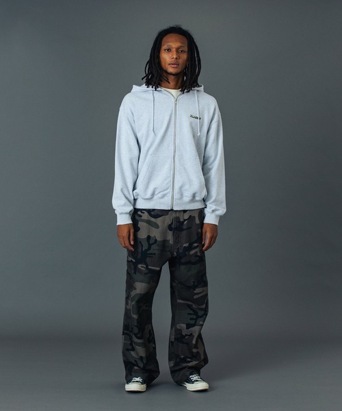 XLARGE（エクストララージ）の「PATCHED OLD ENGLISH PAINTER PANTS（その他パンツ・メンズ・ブラック/グレー/カモフラージュ/ネイビー・30inch/32inch/34inch/36inch）」の16枚目の写真