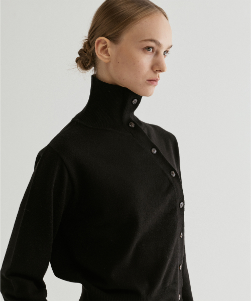 Wool Turtleneck Cardigan Black（カーディガン/ボレロ）｜FROMWHERE