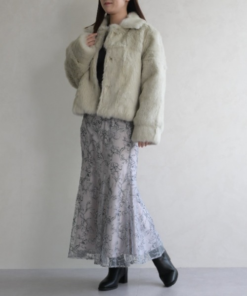 31 Sons de mode（トランテアン　ソン　ドゥ　モード）の「ファーコート（その他アウター・レディース・ライトグレー/ベージュ・ﾌﾘ-）」の12枚目の写真