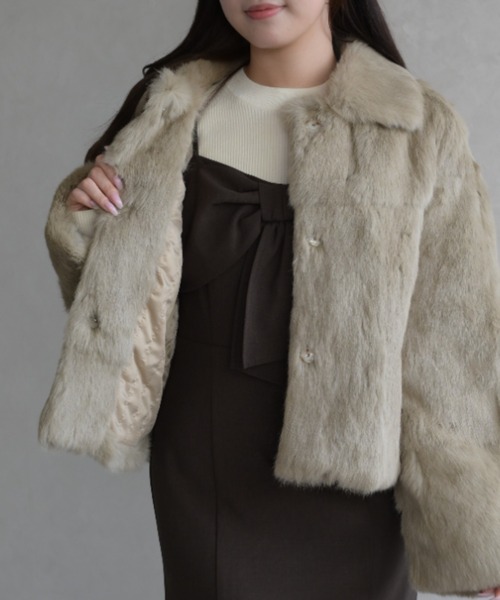 31 Sons de mode（トランテアン　ソン　ドゥ　モード）の「ファーコート（その他アウター・レディース・ライトグレー/ベージュ・ﾌﾘ-）」の6枚目の写真