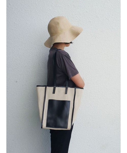 GONI ATELIER(ゴニアトリエ)の「デイリーショッパー(レザー&キャンバス) - ブラック(ショルダーバッグ・レディース・その他・FREE)」の5枚目の写真