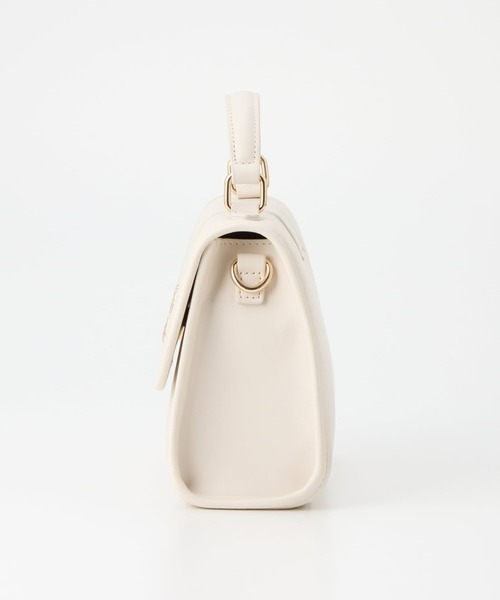 INGNI（イング）の「エンブレム付ショルダーバッグ（ハンドバッグ・レディース・ブラック/ホワイト・-）」の12枚目の写真